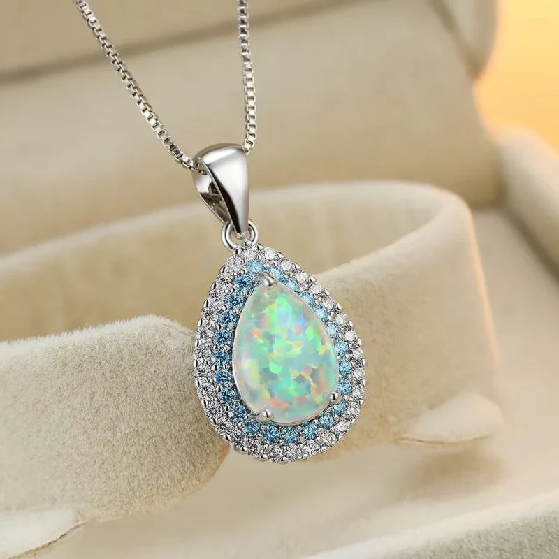 Elegant And Exquisite Drop-shaped Women's Necklace