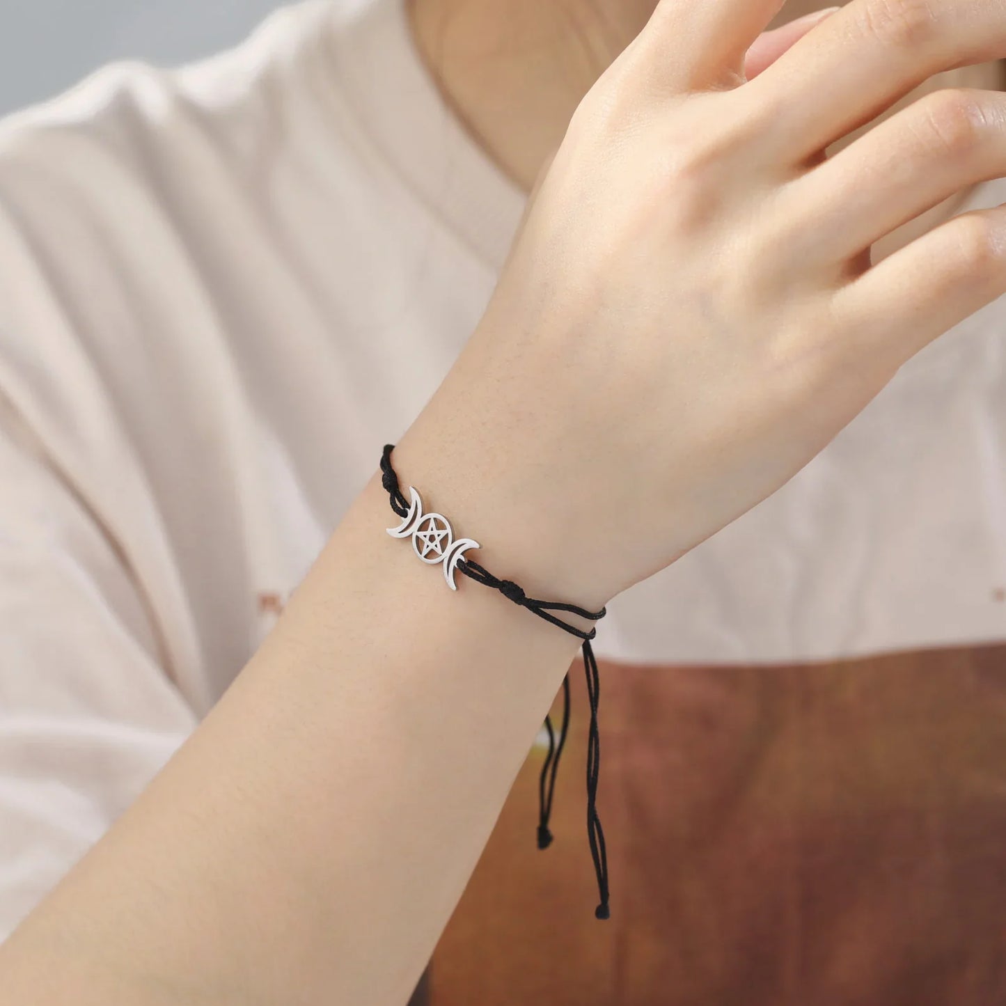 Cartoon Fashion Girlfriends Same Style Hollow-out Double Crescent Pentagram Jade Thread Bracelet